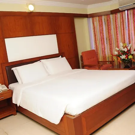 Hotel Plr Grand Tirupati Exterior photo