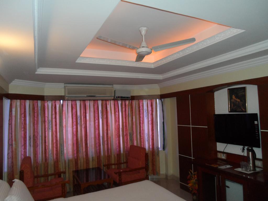 Plr Grand होटल 3*